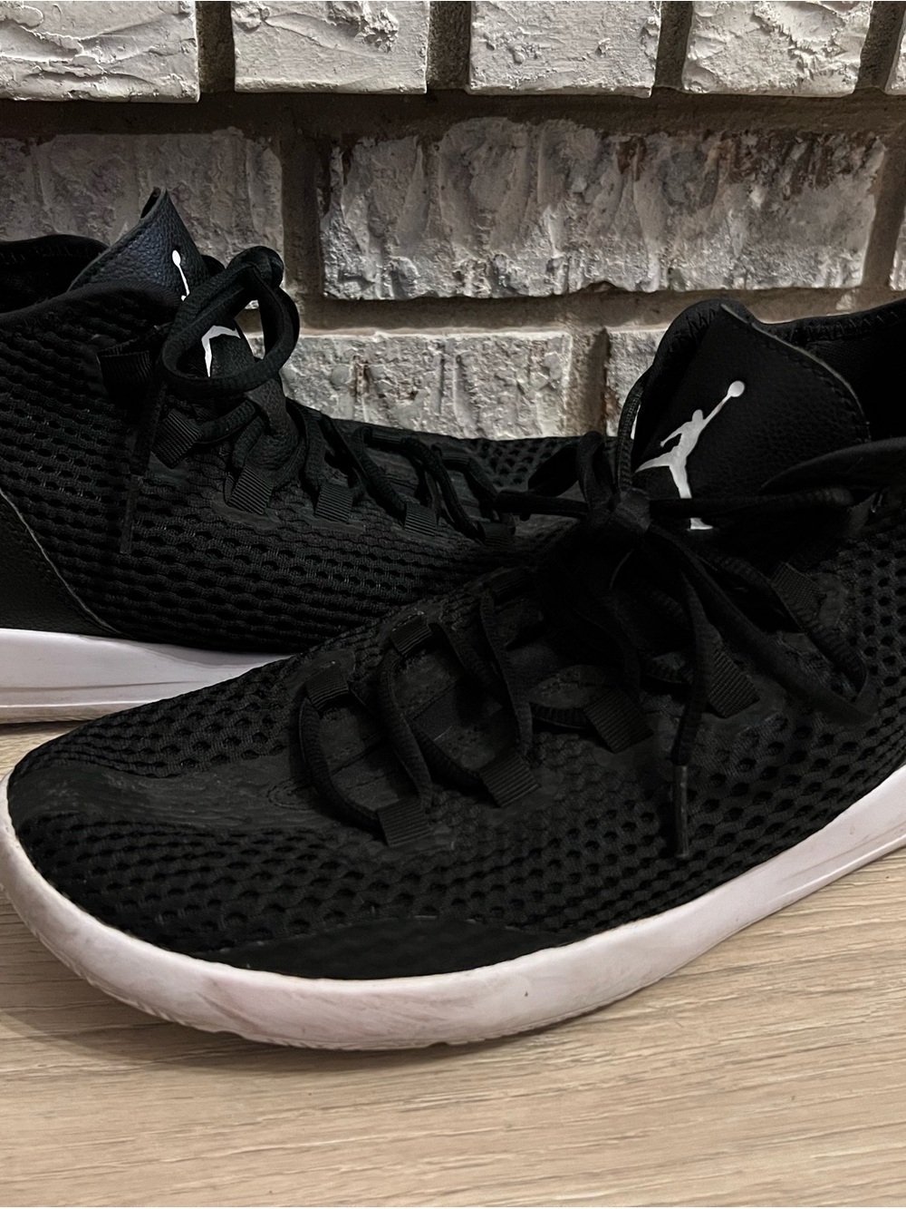 Jordan Men’s Black and White Lightweight Basketball Sneakers